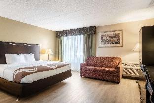 Room #49137210 at Quality Inn & Suites Indiana South