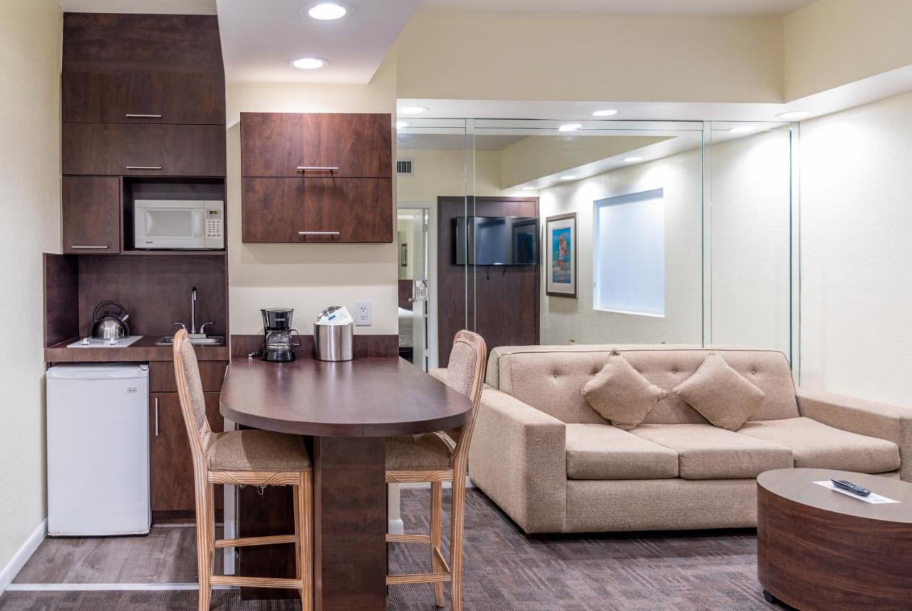Queen Suite at Crystal Beach Suites Miami Oceanfront Hotel