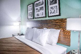 Room #49203907 at Sleep Inn & Suites Center