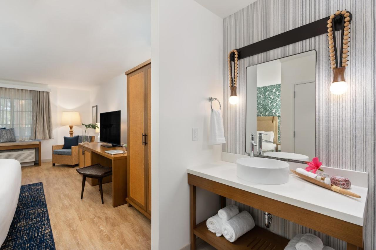 King Room at Mason Beach Inn