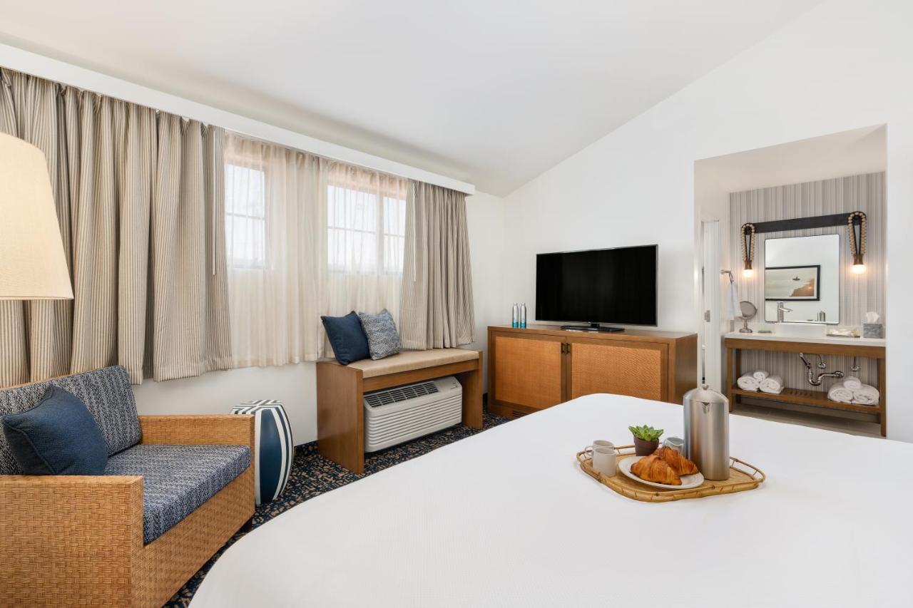 King Room at Mason Beach Inn