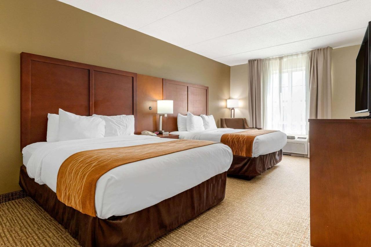 Queen Room with Two Queen Beds - Non-Smoking at Comfort Inn & Suites Cordele