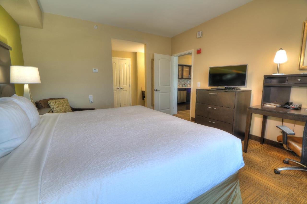 One-Bedroom King with Accessible Roll-In Shower at Staybridge Suites Knoxville-West by IHG