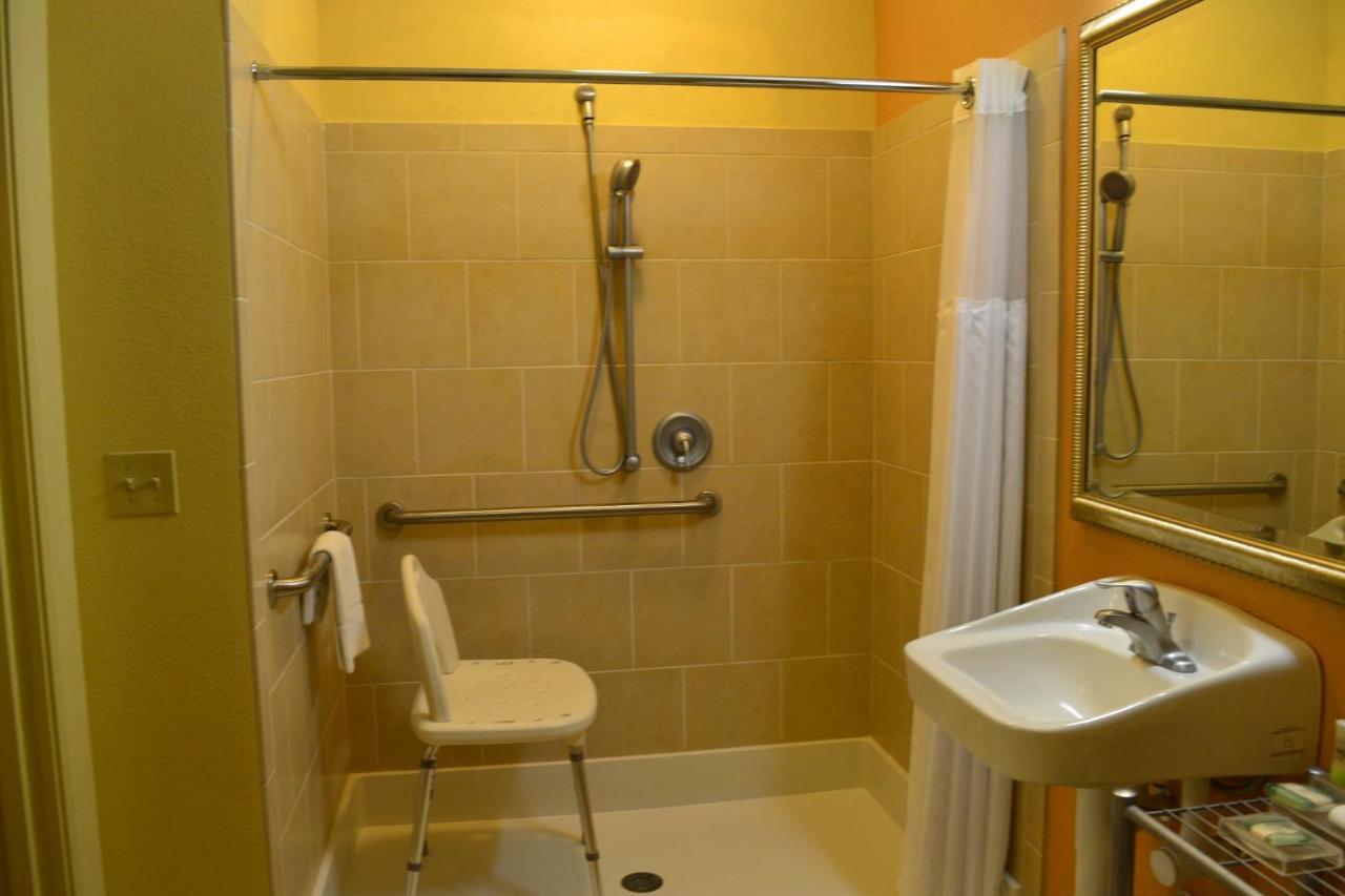 King Room with Roll-In Shower - Disability Access at Spark by Hilton California Lexington Park