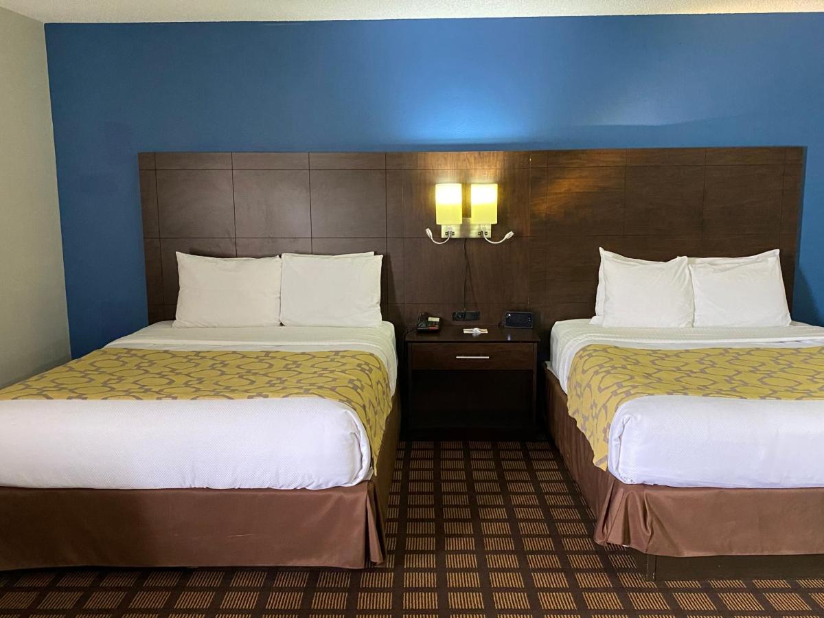 Queen Room with Two Queen Beds - Non-Smoking at Baymont by Wyndham Morton