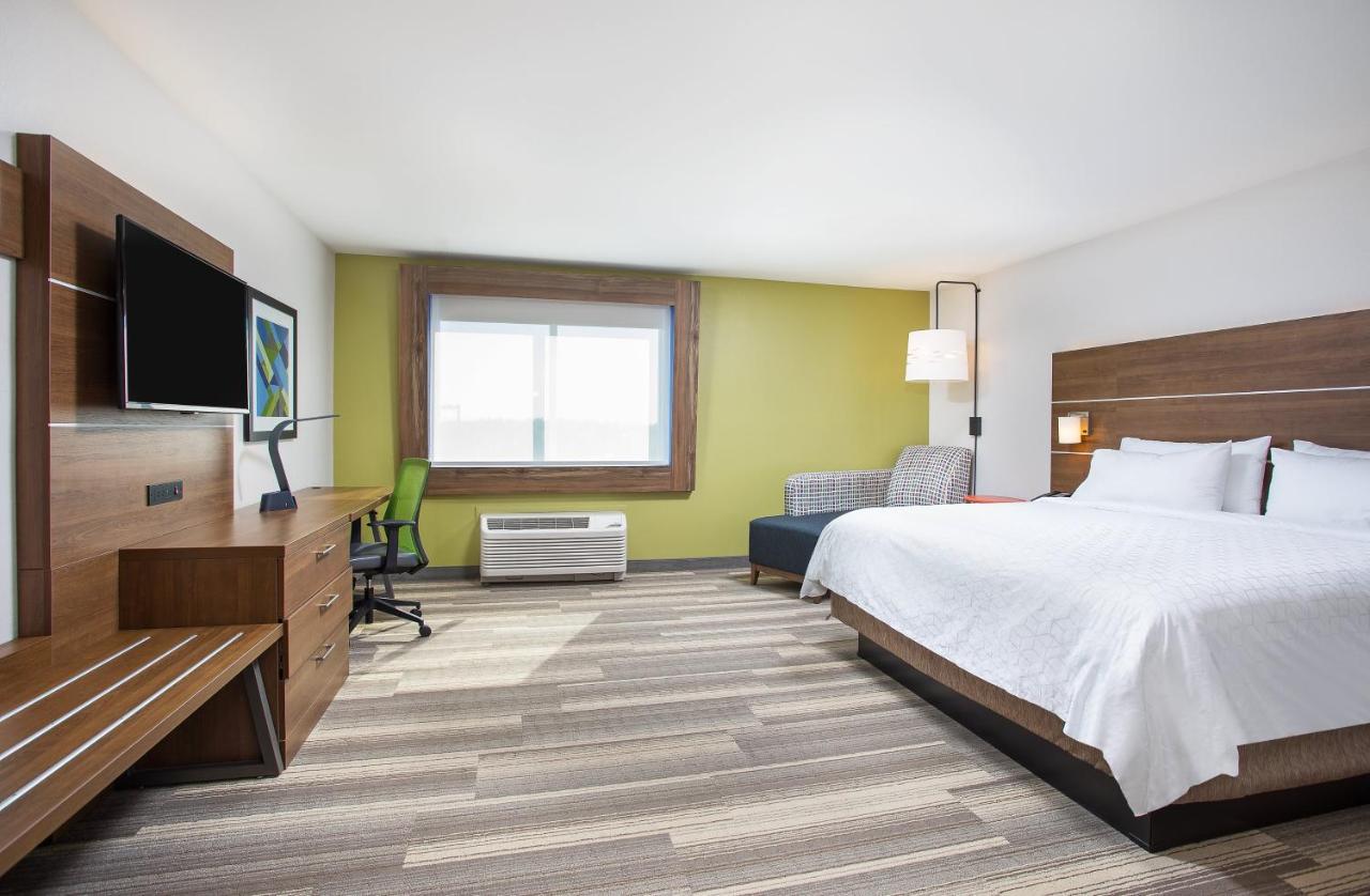  | Holiday Inn Express & Suites Lexington W - Versailles