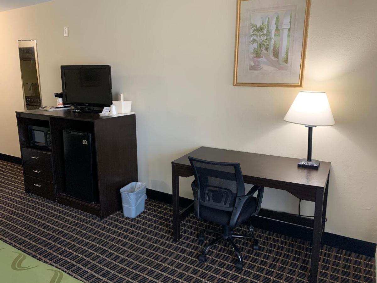 King Room with Balcony - Non-Smoking at Quality Inn & Suites Pensacola Bayview