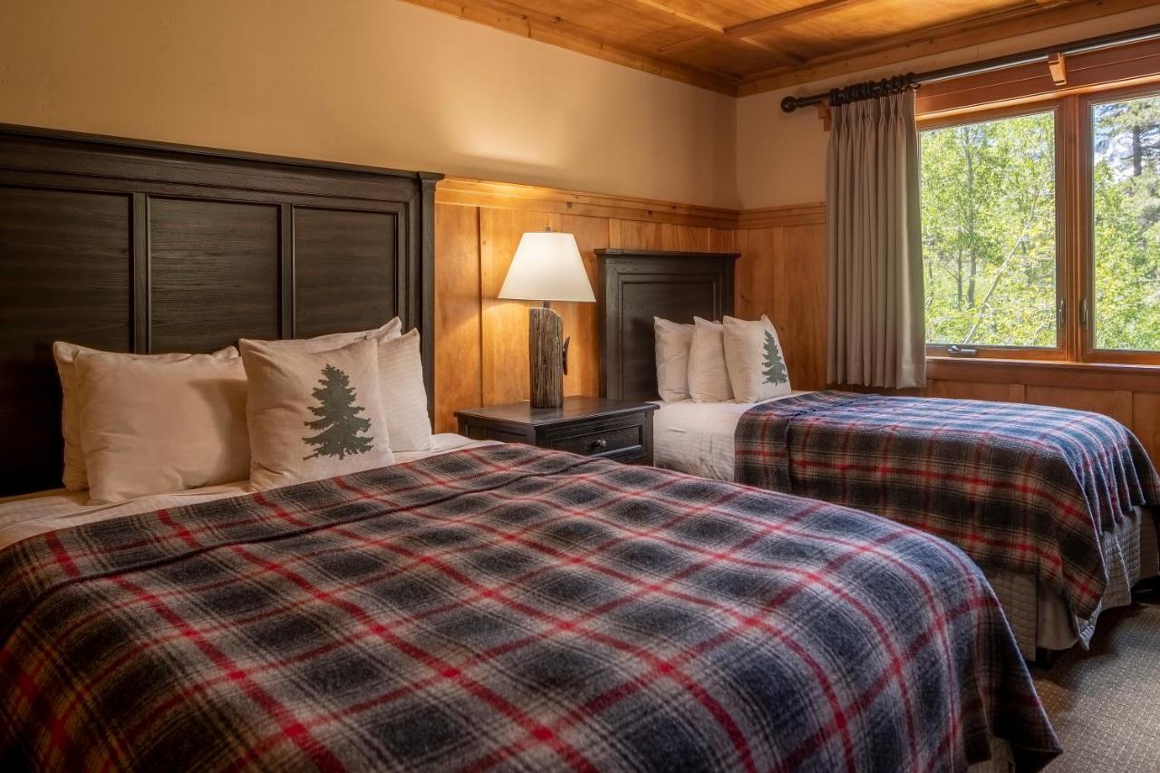 Deluxe Two-Bedroom Cabin at Tamarack Lodge and Resort