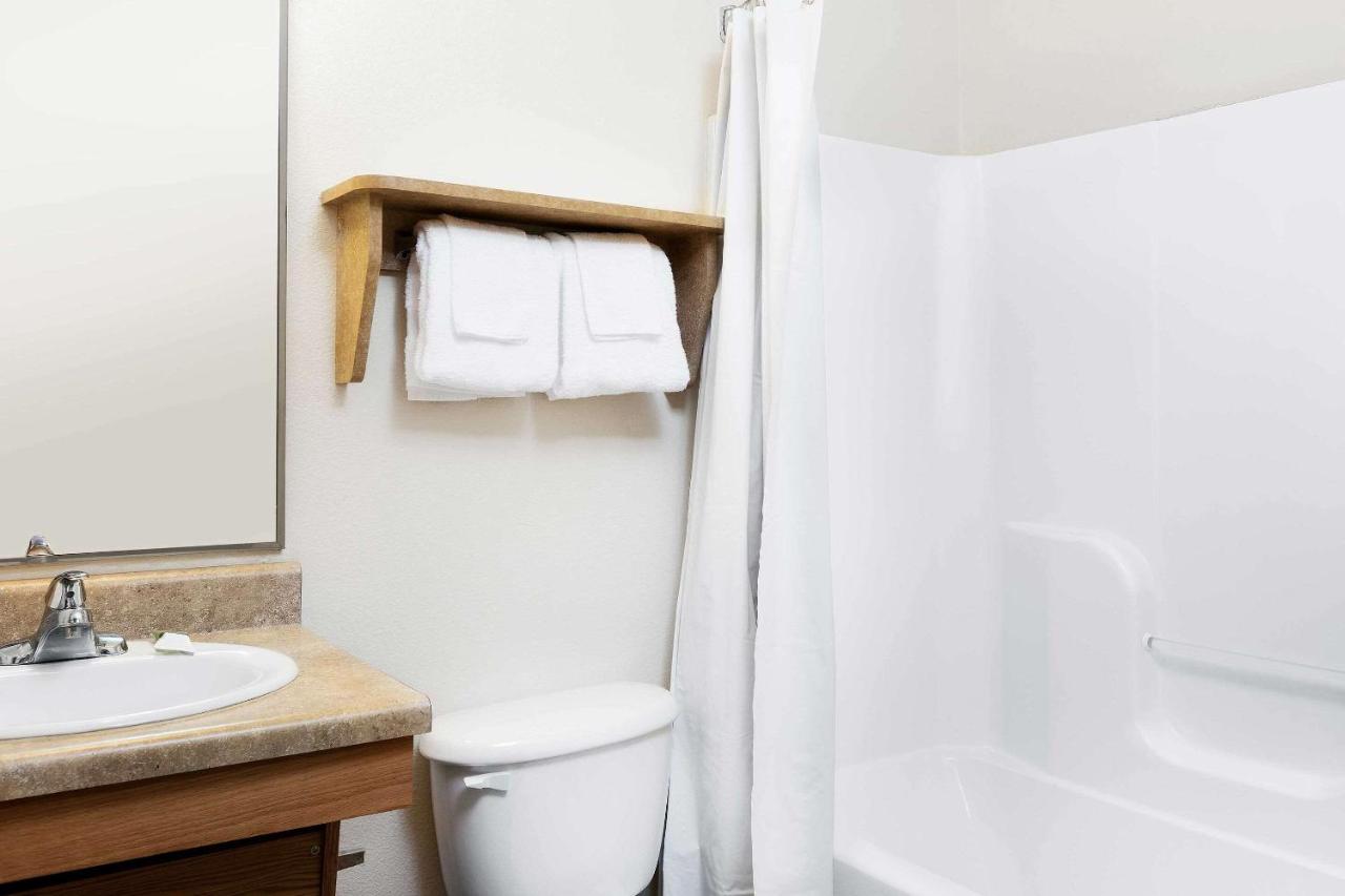 Double Room with Two Double Beds - Non-Smoking at WoodSpring Suites Tyler Rose Garden