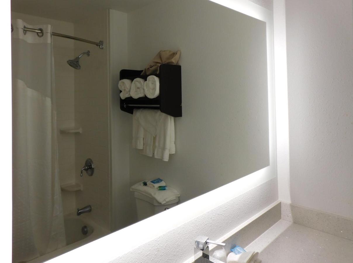 Standard Room at Holiday Inn Express Coventry S - West Warwick Area by IHG