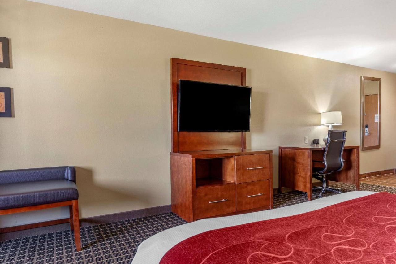 Suite with Two Queen Beds - Accessible/Non-Smoking at Comfort Suites Delavan - Lake Geneva Area