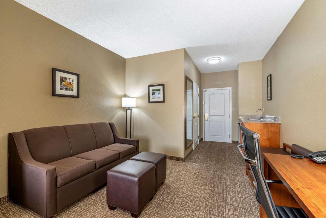 King Room - Non-Smoking at Comfort Inn & Suites El Dorado