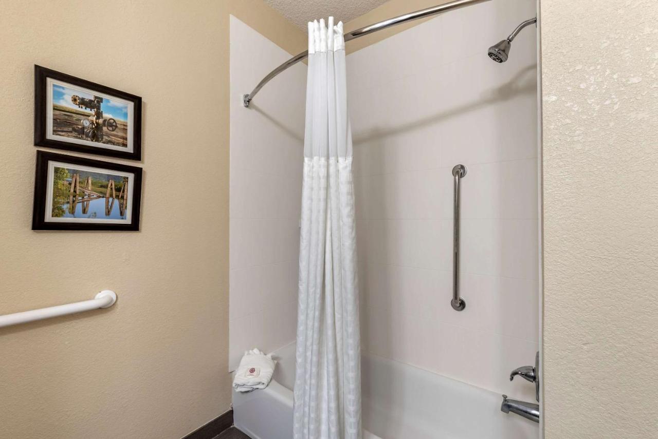 King Suite - Disability Access/Non-Smoking at Comfort Inn & Suites El Dorado
