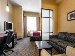 Room #27331311 at Comfort Suites Near City of Industry - Los Angeles