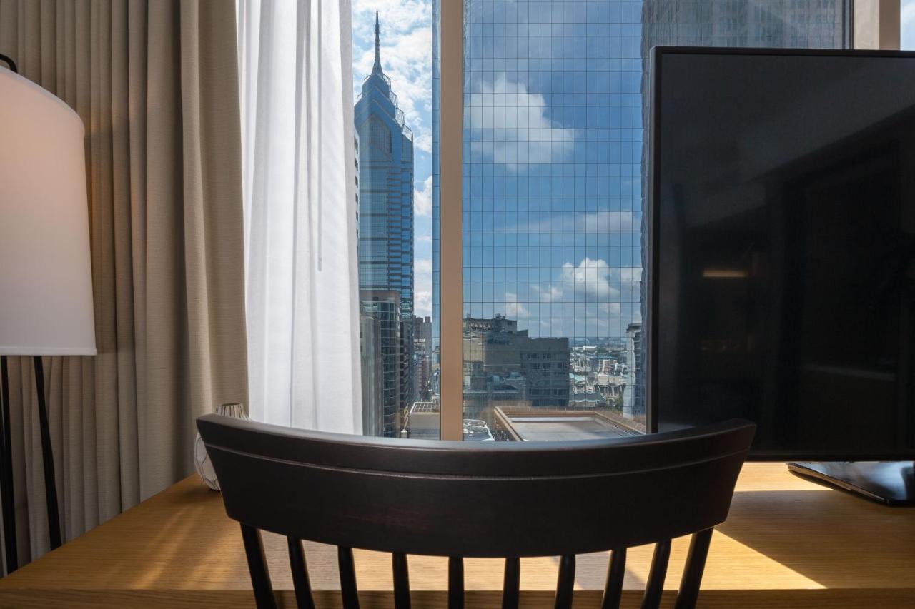 Skyline Club Level Accessible King Suite at The Windsor Suites