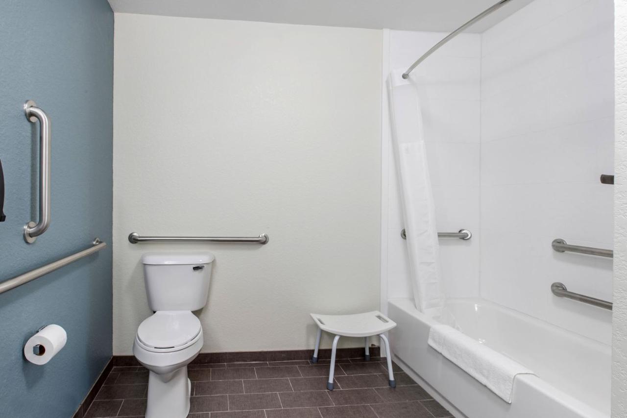 Queen Room with Two Queen Beds - Accessible/Non-Smoking at Sleep Inn & Suites Ankeny - Des Moines