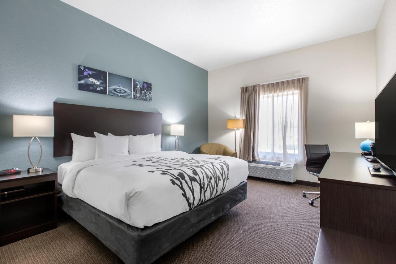 King Room - Accessible/Non-Smoking at Sleep Inn & Suites Ankeny - Des Moines