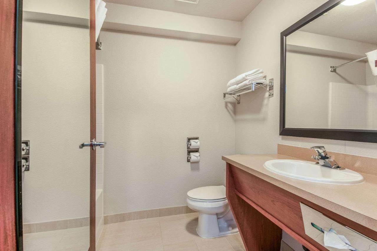 Executive King Suite - Non-Smoking at Quality Inn