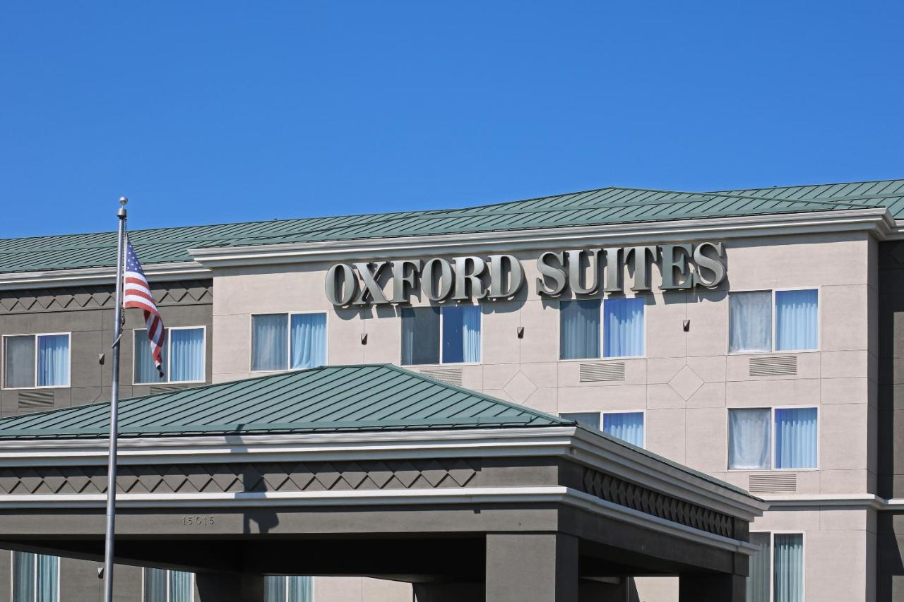  | Oxford Suites Spokane Valley