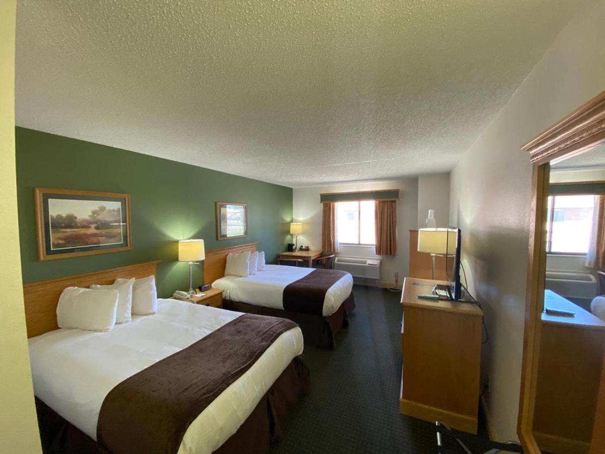 Double Room with Two Double Beds - Non-Smoking at Baymont by Wyndham Robinson