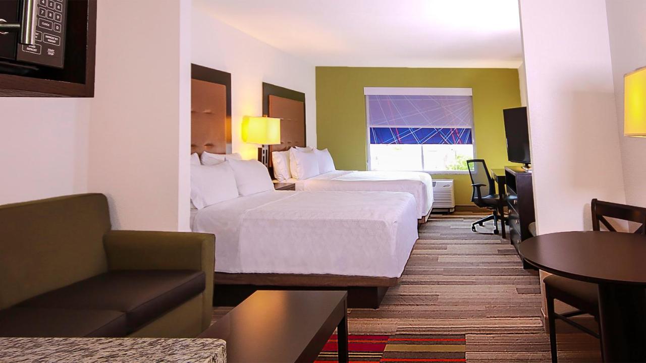 Suite at Holiday Inn Express & Suites Ironton by IHG