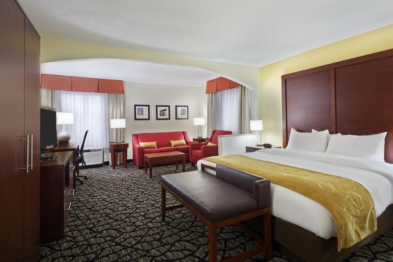 Double Suite at Comfort Suites Innsbrook - Short Pump