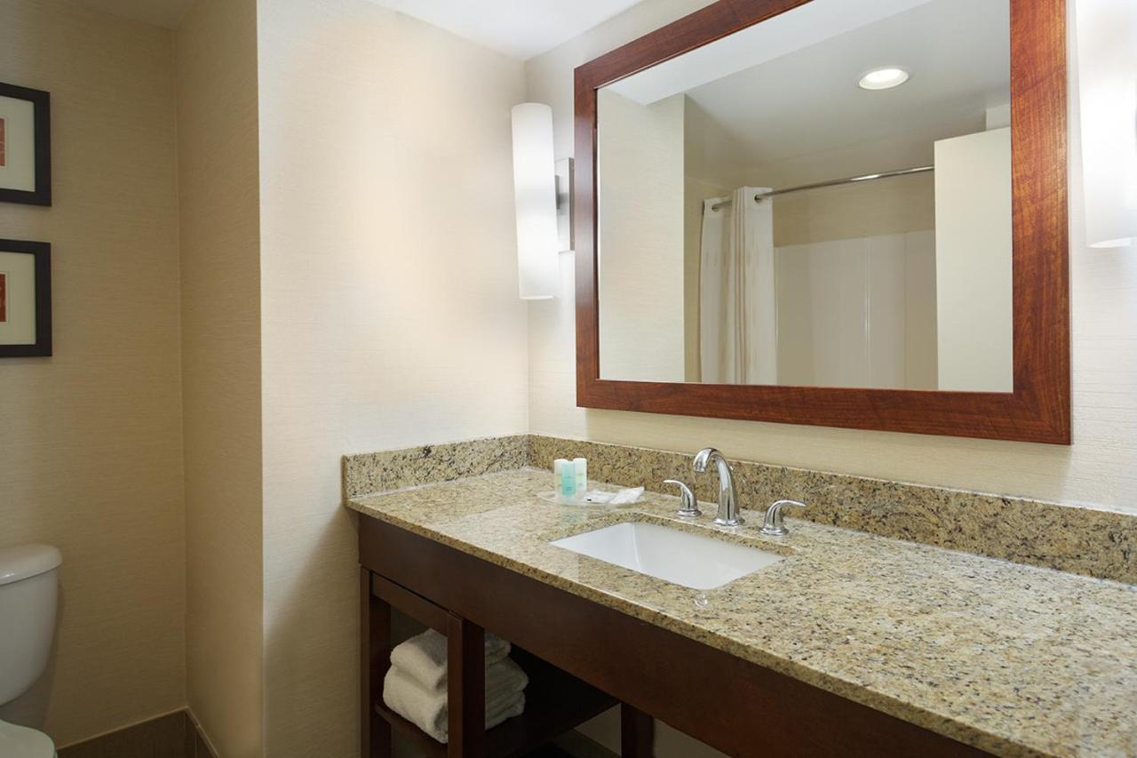 King Suite - Disability Access/Non-Smoking at Comfort Suites Innsbrook - Short Pump