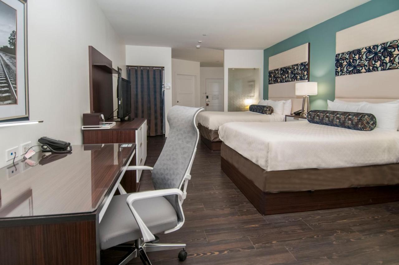 Queen Room with Two Queen Beds - Non-Smoking at Hotel Indigo WACO - BAYLOR, an IHG Hotel