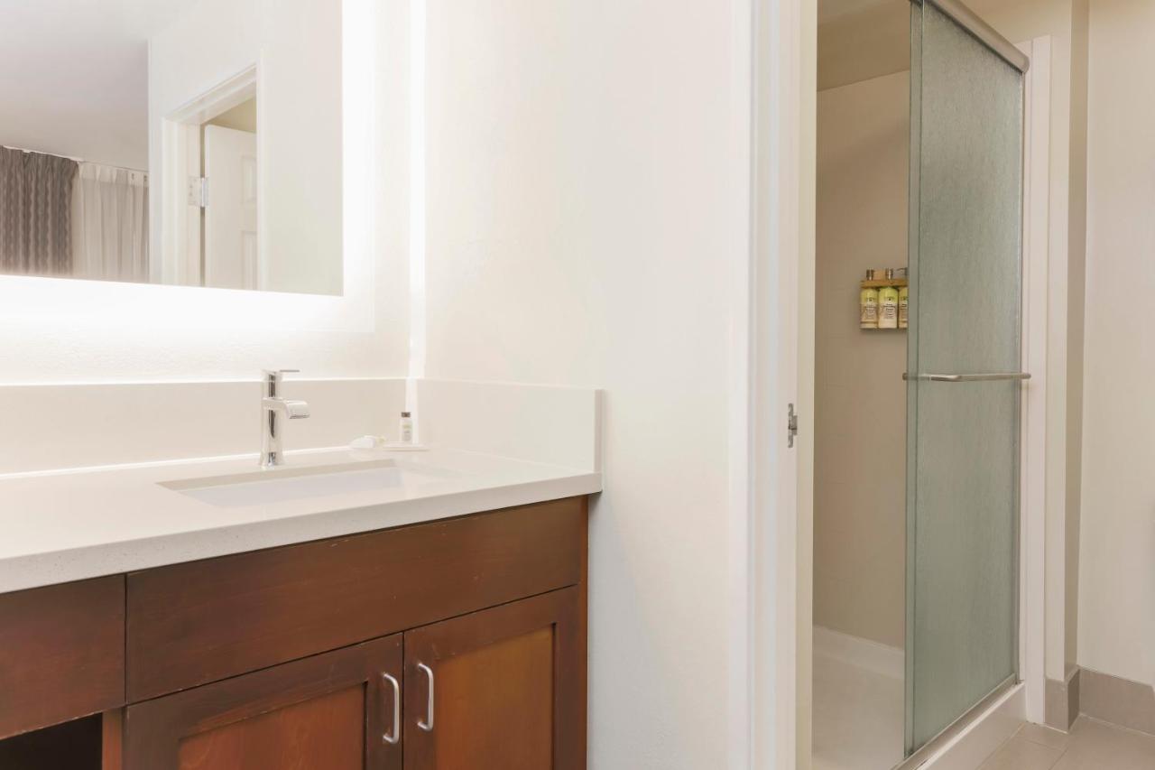 Two-Bedroom Suite with Bath Tub - Disability Access/Non-Smoking at Staybridge Suites Reno by IHG