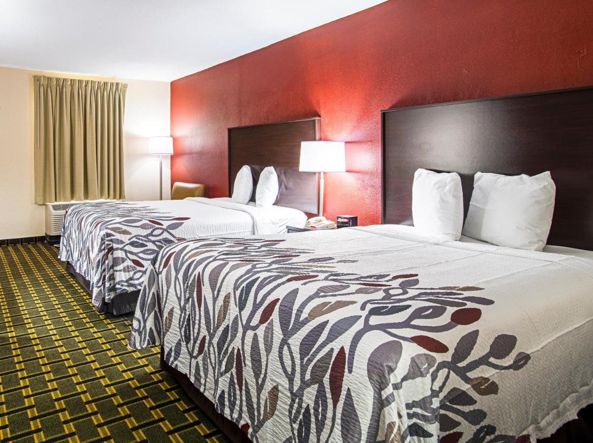 Suite with Two Double Beds with Kitchen Non-Smoking at Red Roof Inn & Suites Greenwood, SC