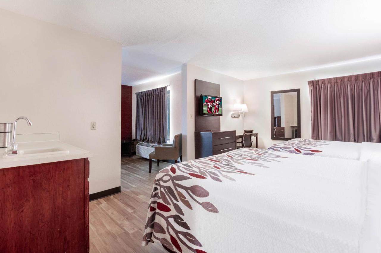 Suite with Two Queen Beds Non-Smoking at Red Roof Inn Richmond, KY