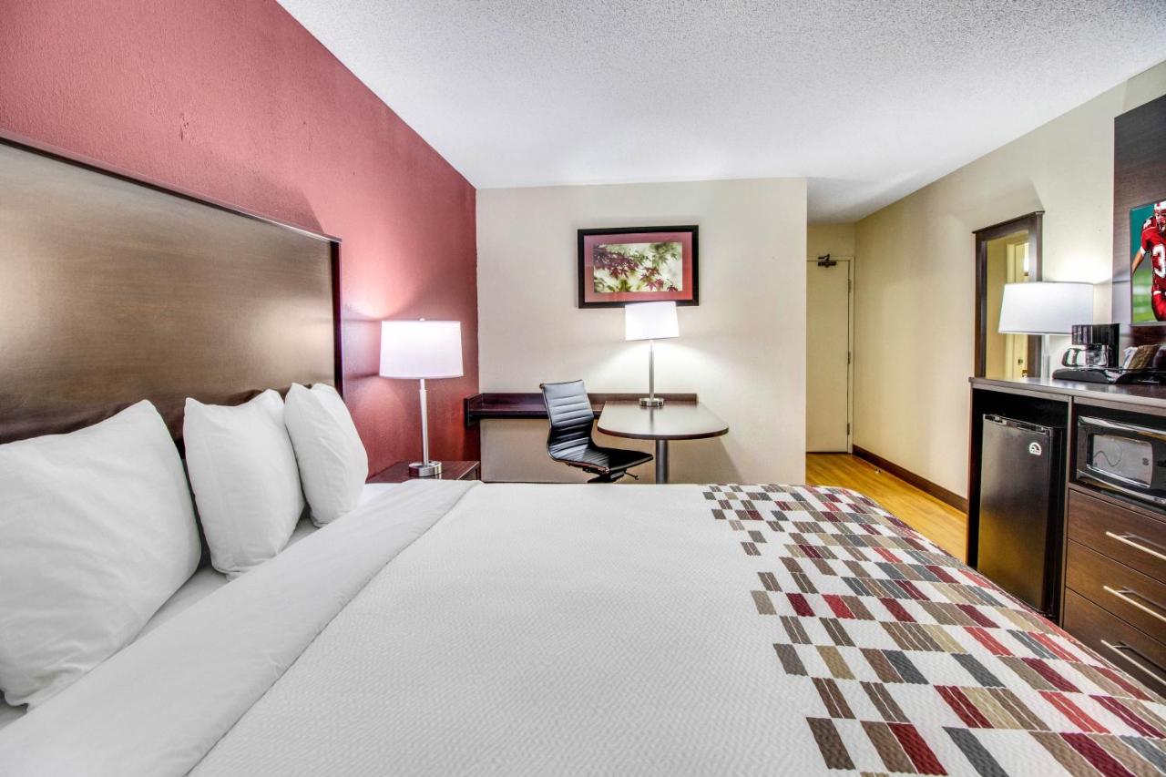 Superior King Room Non-Smoking at Red Roof Inn Franklin, KY