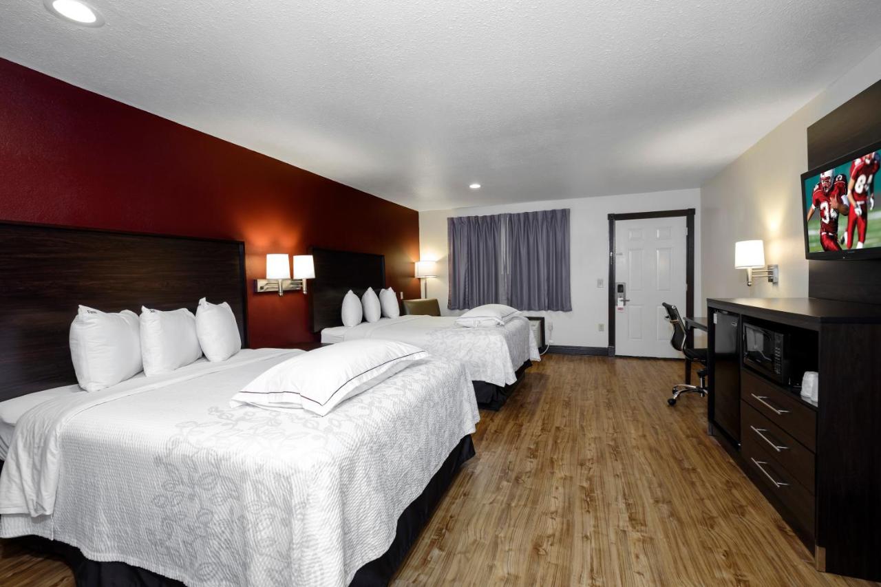 Premium Queen Room with Two Queen Beds Smoke Free at Red Roof Inn PLUS+ Hammond