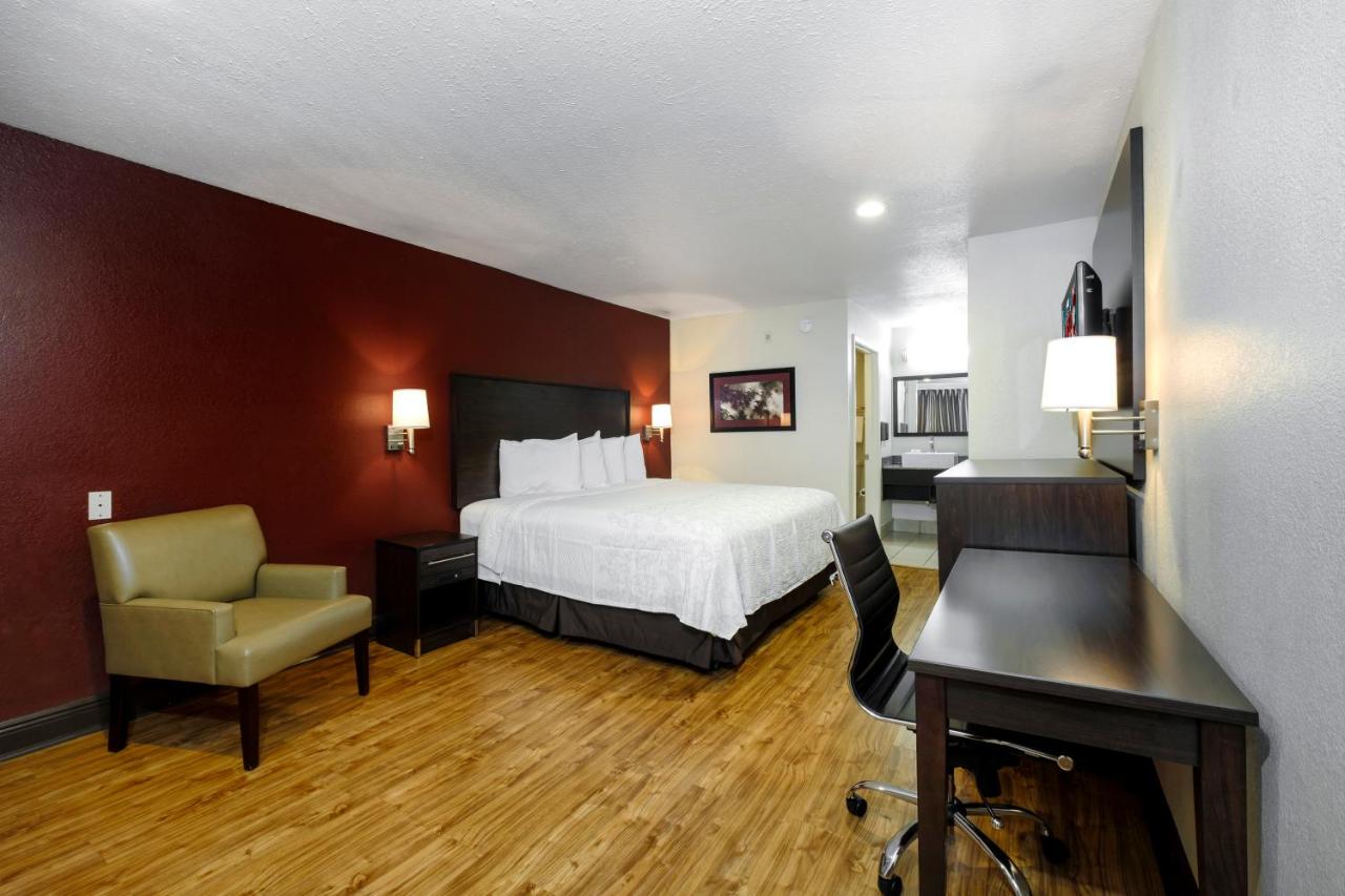 Superior King Room Smoke Free at Red Roof Inn PLUS+ Hammond
