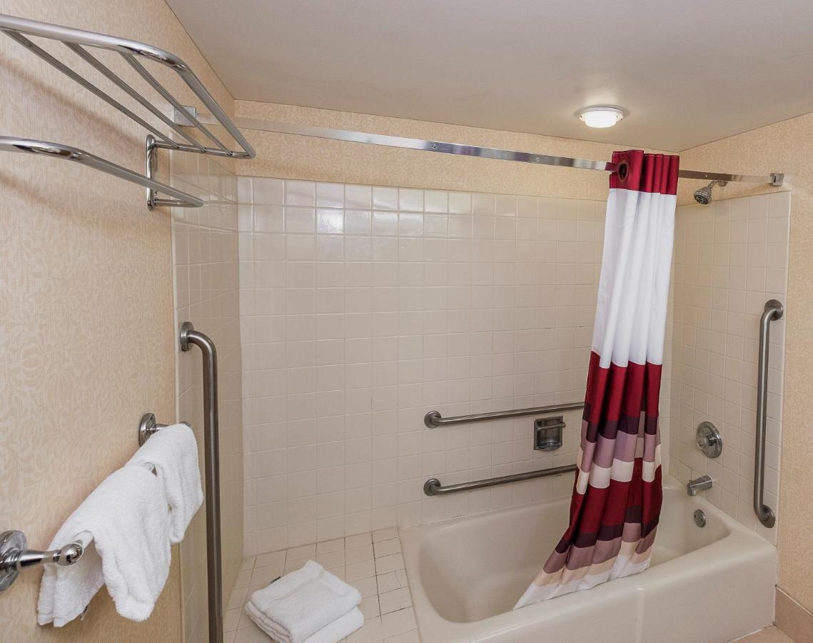 Superior Room with Two Queen Beds Disability Access Non-Smoking at Red Roof Inn & Suites Mt Holly - McGuire AFB