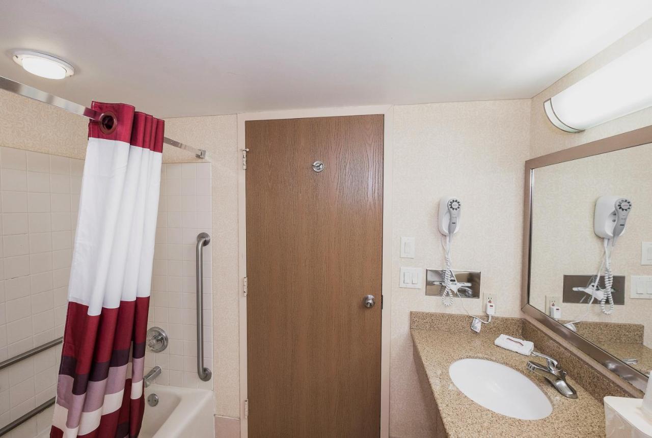 Superior Room with Two Queen Beds Disability Access Non-Smoking at Red Roof Inn & Suites Mt Holly - McGuire AFB