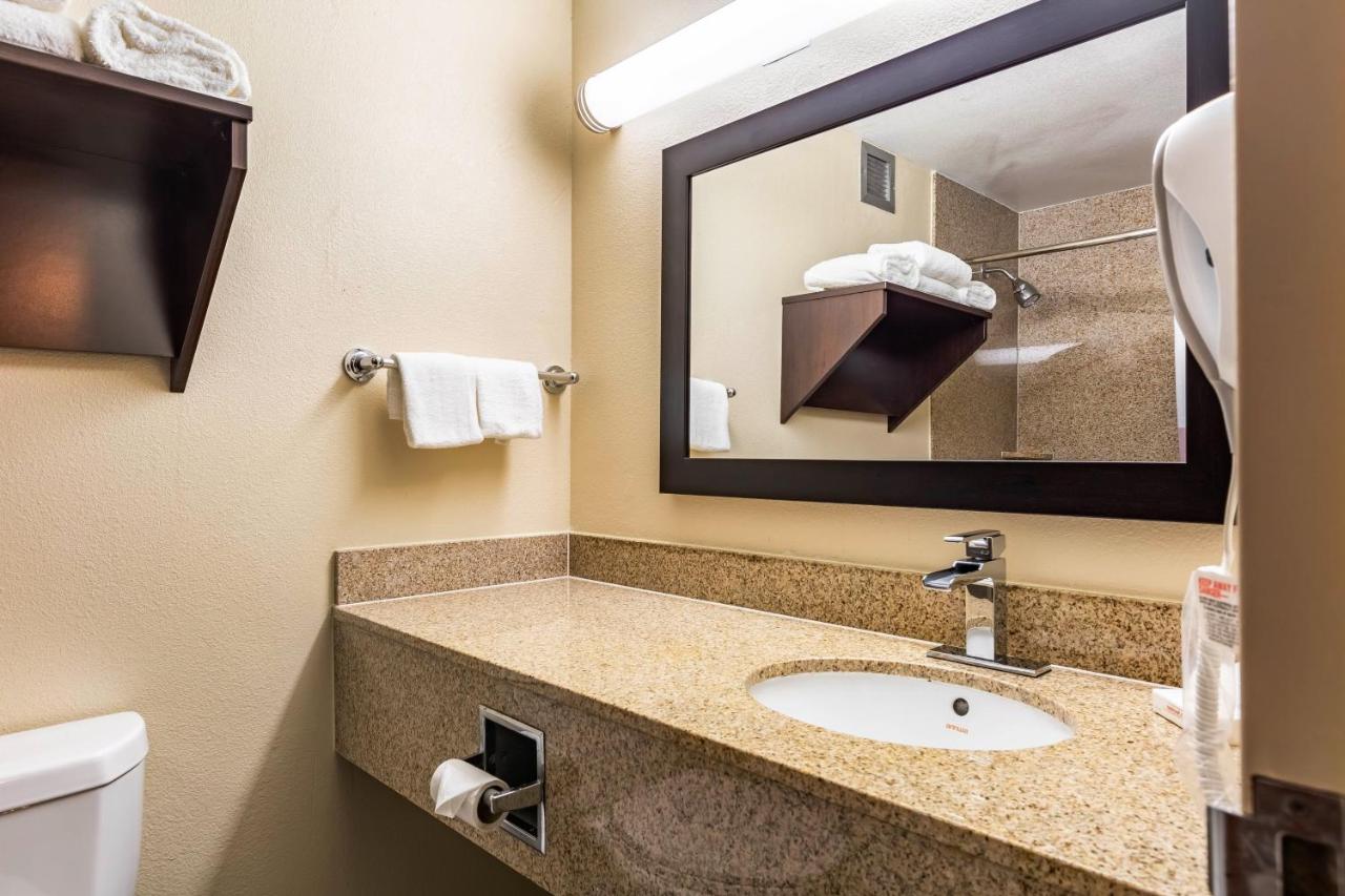 Suite Queen Room with Two Queen Beds - Smoke Free at Red Roof Inn PLUS+ & Suites Houston - IAH Airport SW