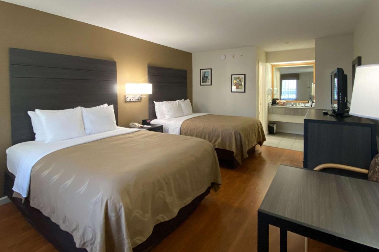 Queen Room with Two Queen Beds - Non-Smoking at Quality Inn Branson - Hwy 76 Central