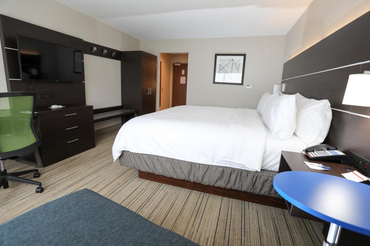 Standard Room at Holiday Inn Express & Suites Forney by IHG