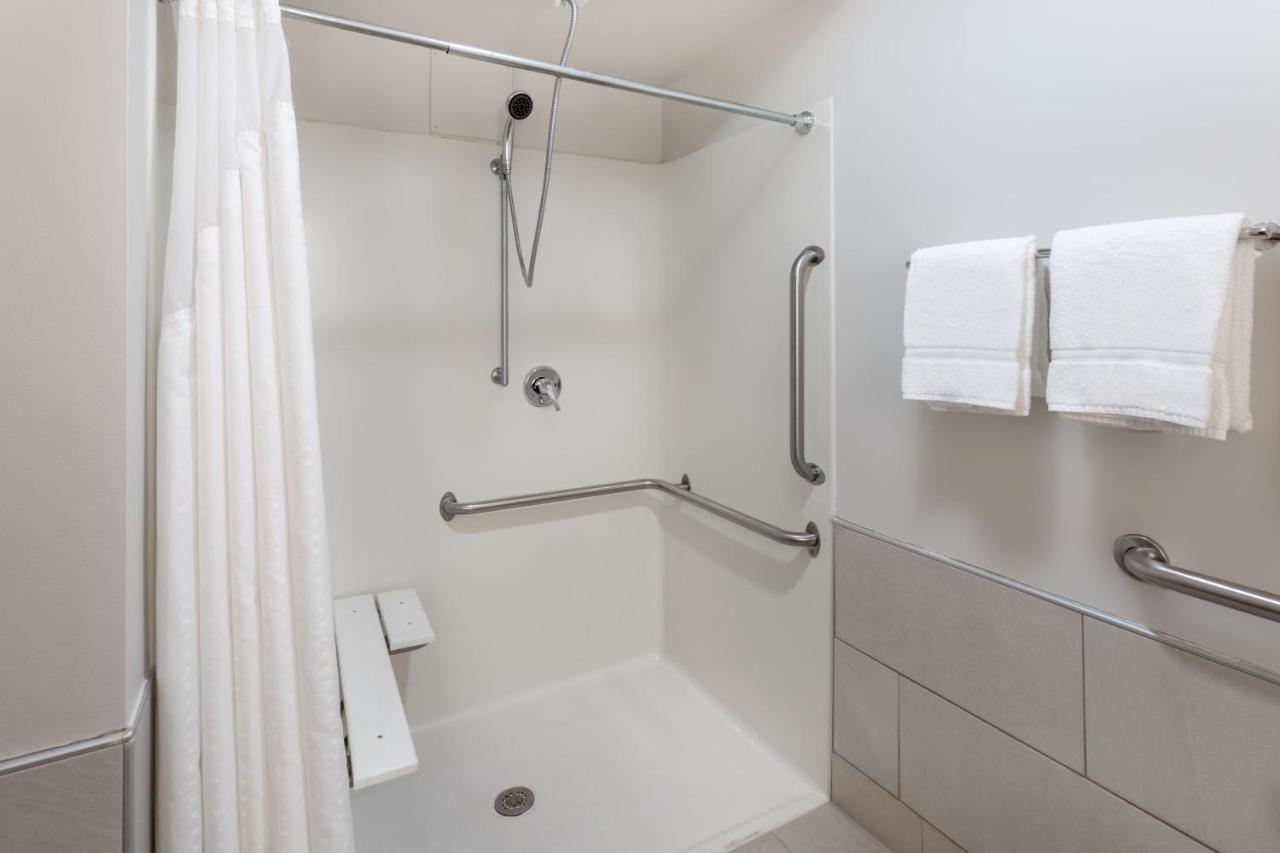 Twin Room - Mobility Access/Hearing Accessible at Holiday Inn Express Hotel & Suites Downtown Minneapolis by IHG