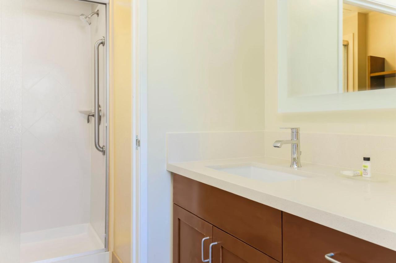 One-Bedroom King Suite with Sofa Bed at Staybridge Suites Reno by IHG