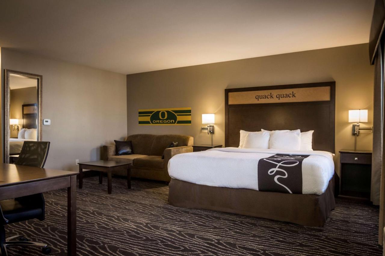 Deluxe King Suite at La Quinta Inn & Suites by Wyndham Eugene