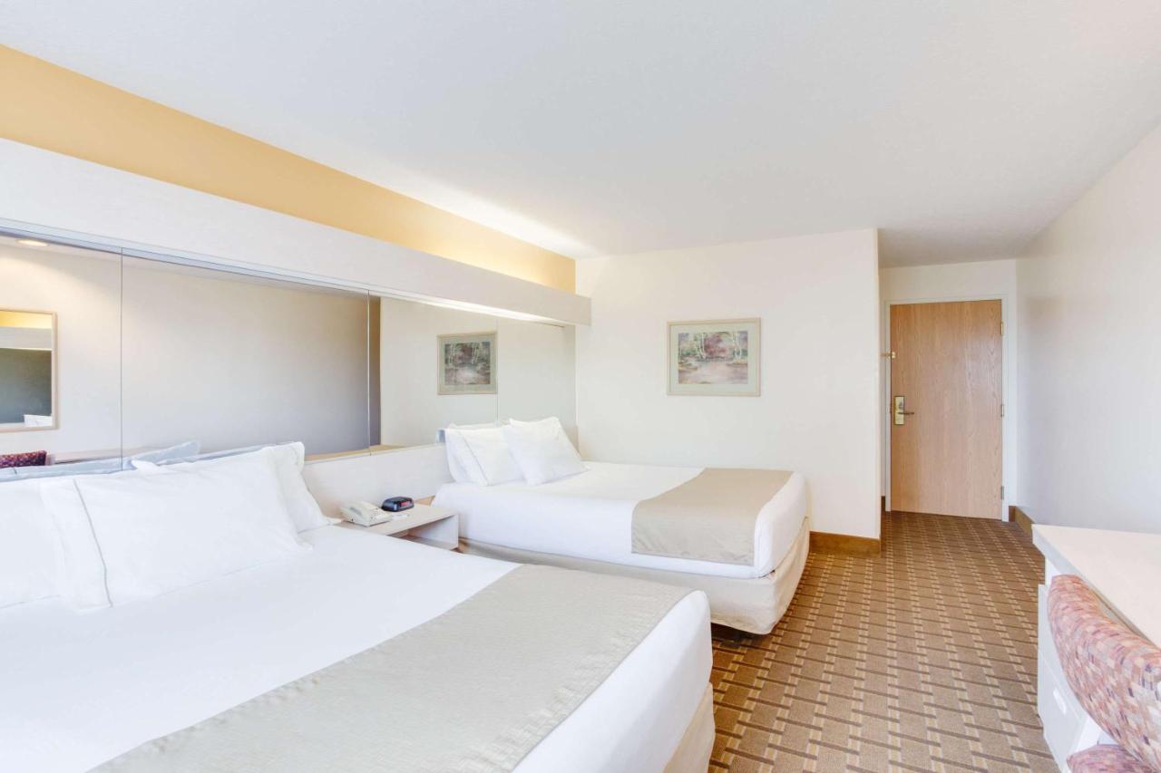 Queen Room with Two Queen Beds at Super 8 by Wyndham Christiansburg/Blacksburg Area