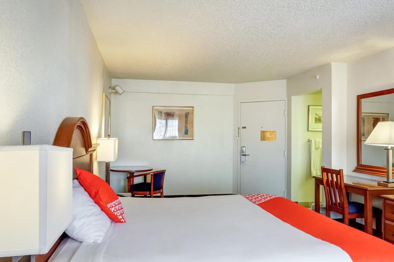 King Room - Disability Access at Hotel Killeen East Central