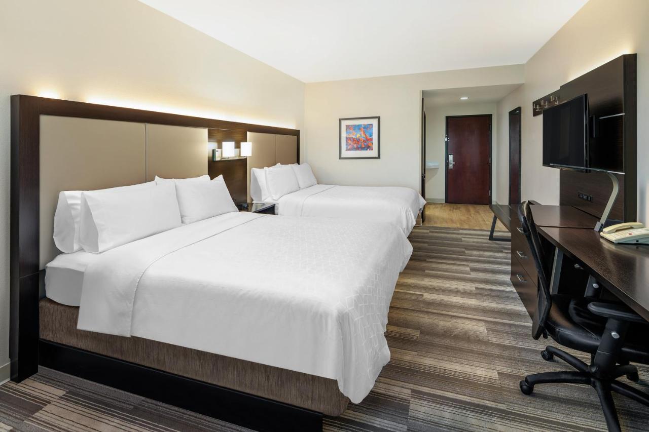 Queen Room with Two Queen Beds at Holiday Inn Express Hotel & Suites Florence I-95 at Hwy 327, an IHG Hotel