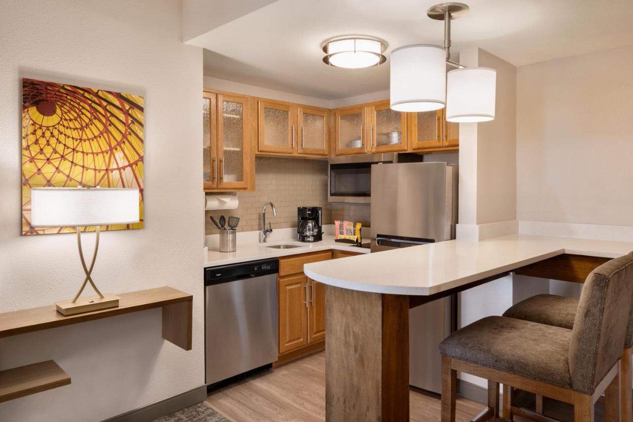 One-Bedroom King Suite - Non-Smoking at Staybridge Suites San Antonio Downtown Conv Ctr by IHG