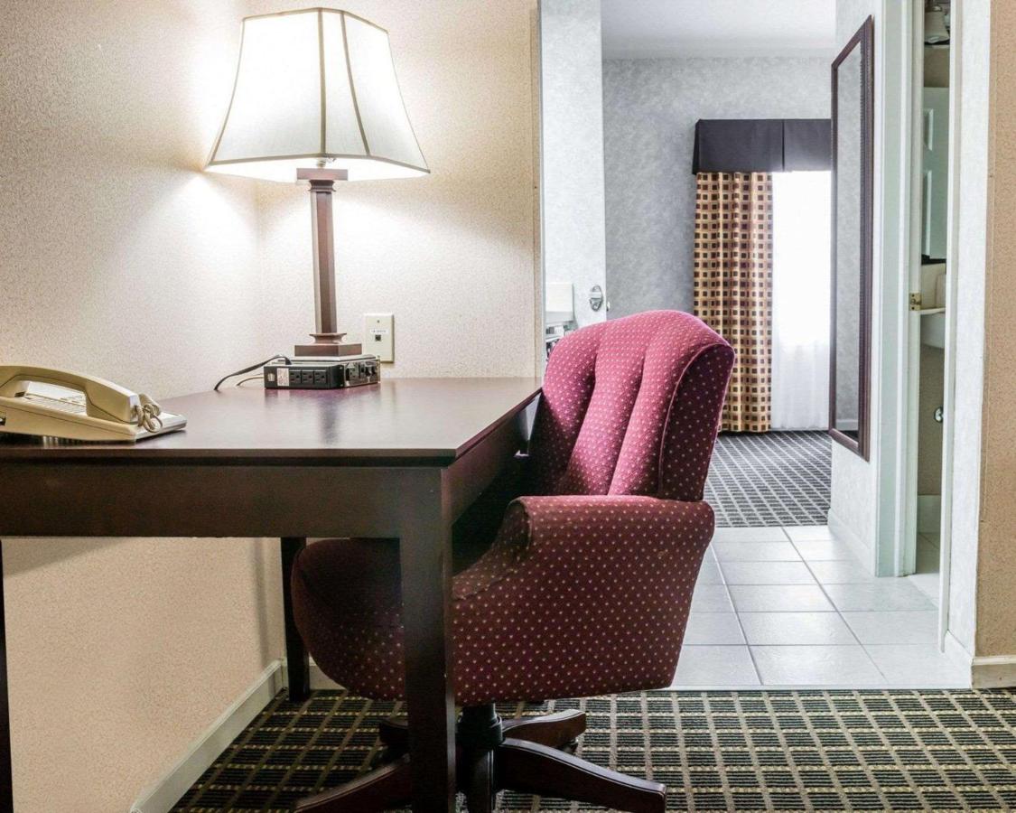Queen Suite with Two Queen Beds - Non-Smoking at Econo Lodge & Suites Grand Rapids Airport