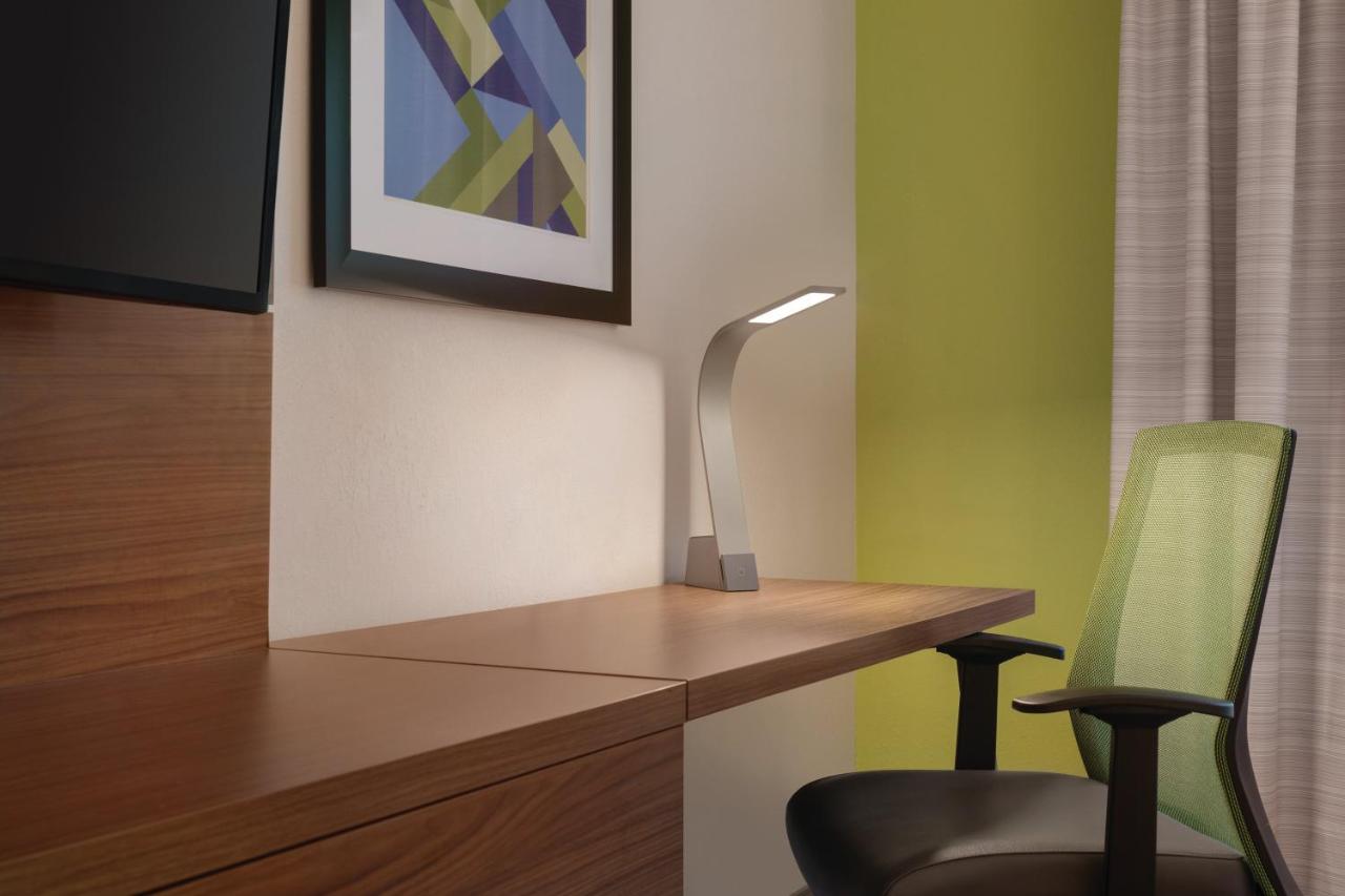 Queen Room with Two Queen Beds - Non-Smoking at Holiday Inn Express Hotel & Suites Lavonia by IHG