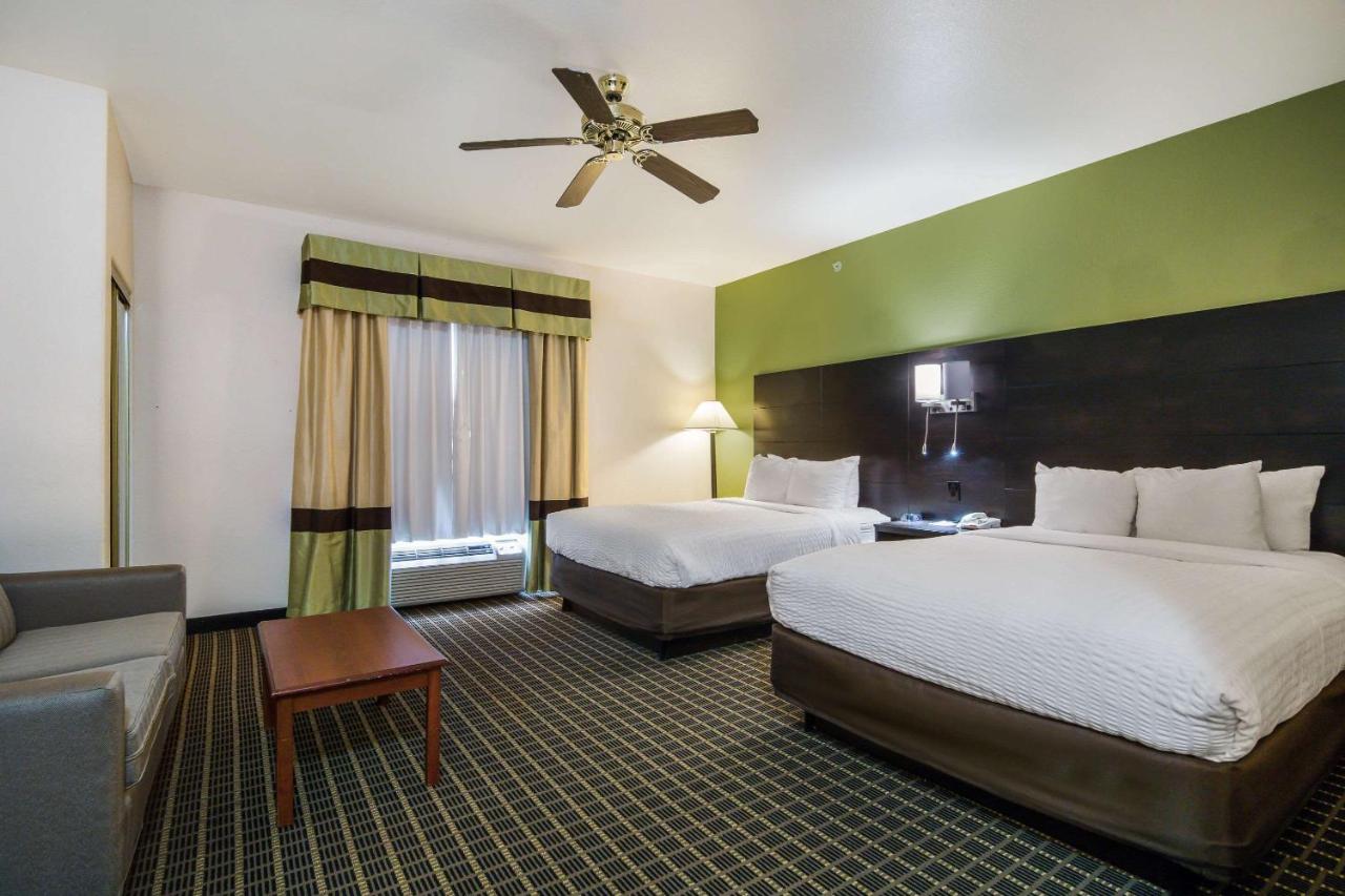 Suite with Two Queen Beds - Accessible/Non-Smoking at Clarion Inn & Suites Weatherford South