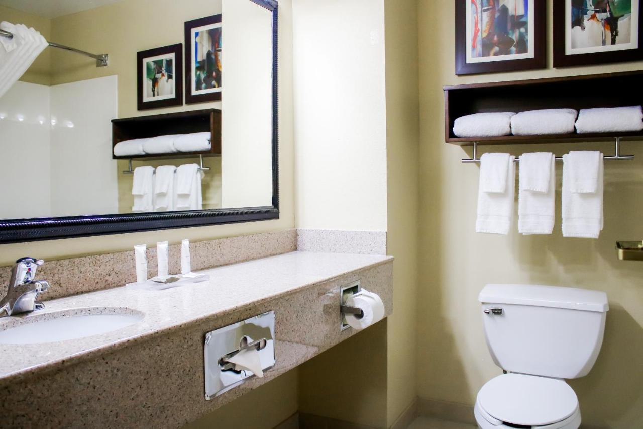 One-Bedroom Suite with Two Queen Beds - Non-Smoking at Country Inn & Suites by Radisson, Richmond West at I-64, VA